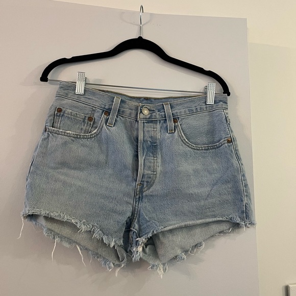 Levi’s Jean shorts - Picture 1 of 3